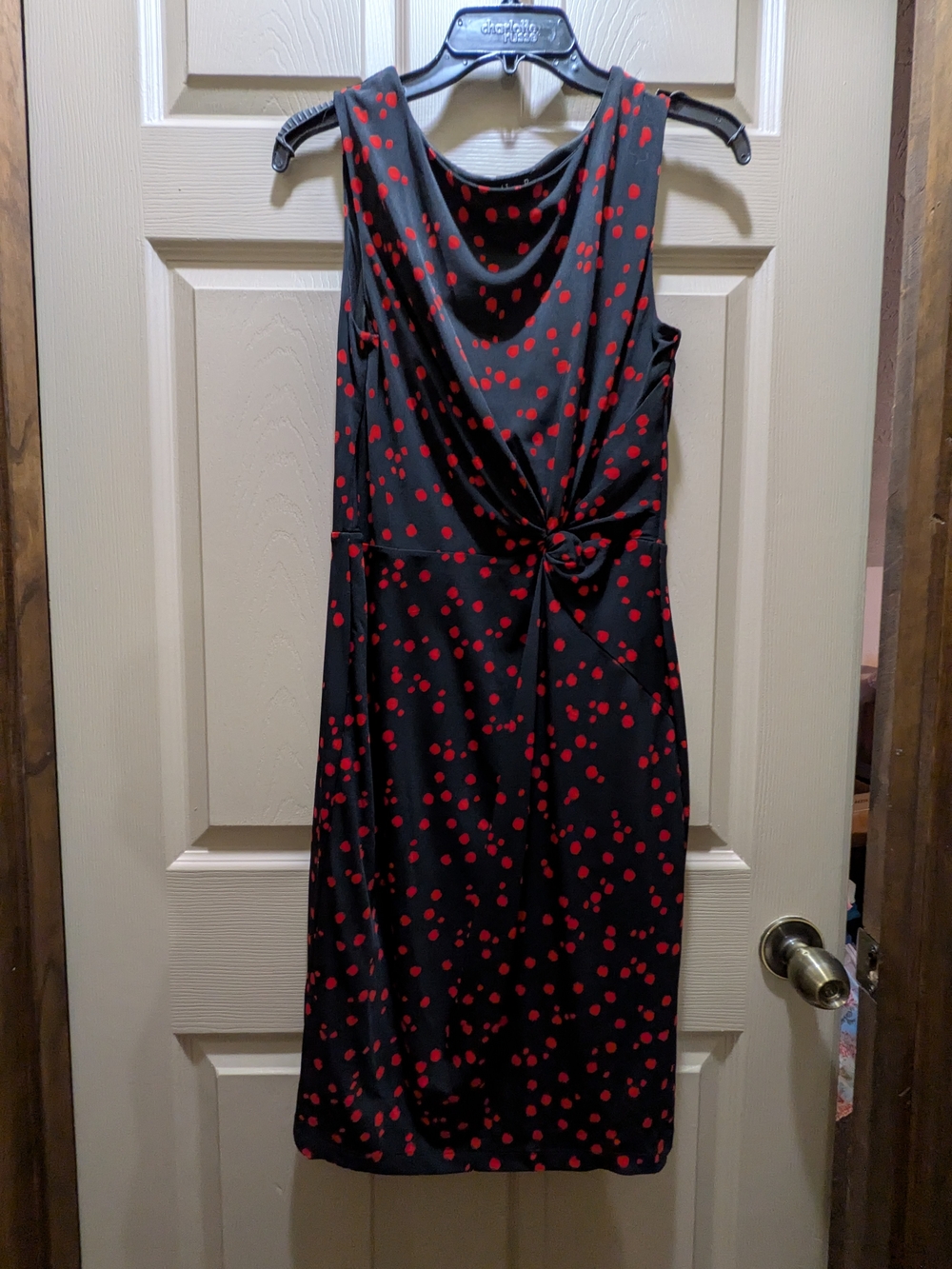 Sleeveless Black Midi Dress with Red Polka Dot Print and Knot Detail